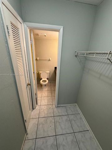 17101 NW 57th Ave 317, Miami Gardens, FL 33055