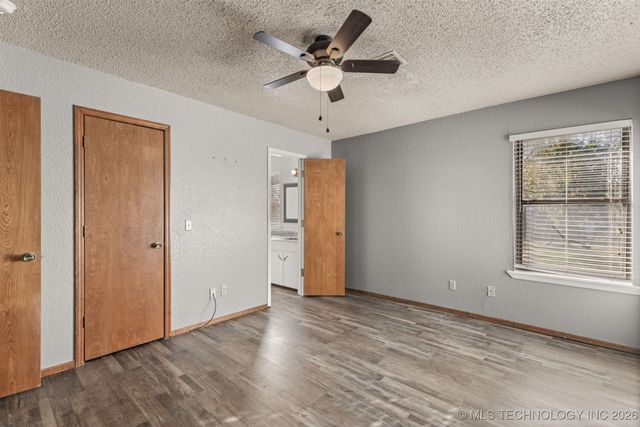 405 Mockingbird Lane, Wagoner, OK 74467