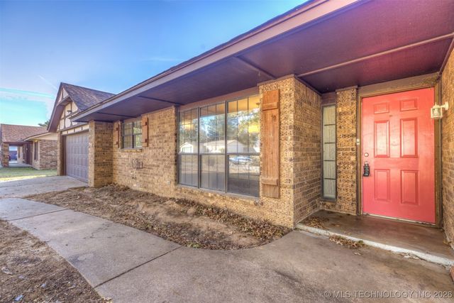 405 Mockingbird Lane, Wagoner, OK 74467