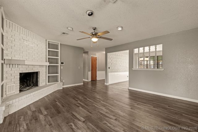 405 Mockingbird Lane, Wagoner, OK 74467