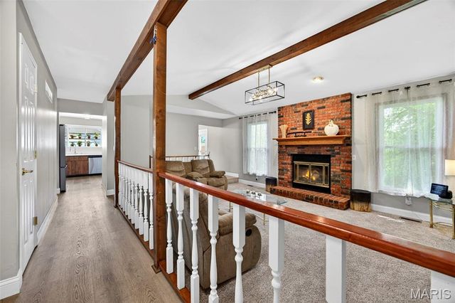 4211 Elkhart Lake Road, St Charles, MO 63304