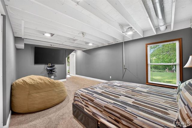 4211 Elkhart Lake Road, St Charles, MO 63304