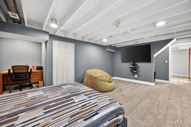 4211 Elkhart Lake Road, St Charles, MO 63304