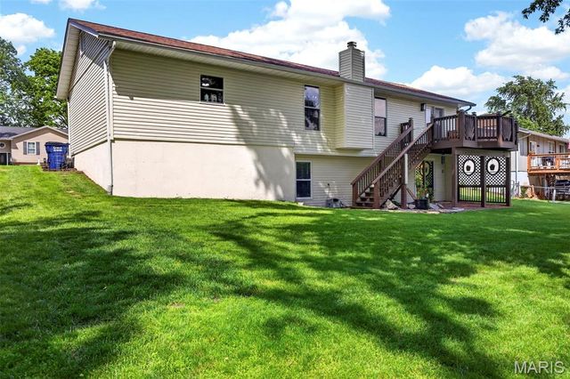 4211 Elkhart Lake Road, St Charles, MO 63304