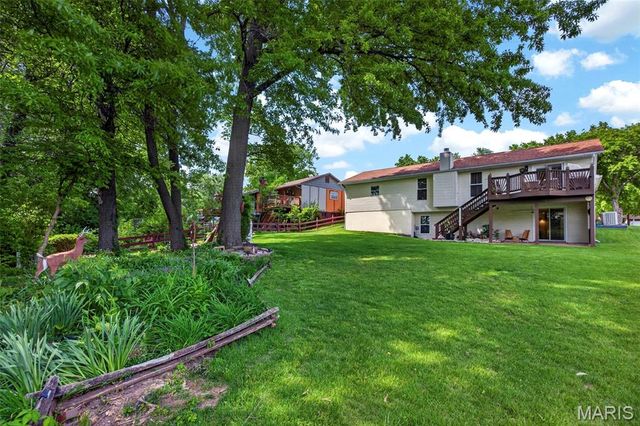 4211 Elkhart Lake Road, St Charles, MO 63304