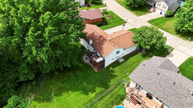 4211 Elkhart Lake Road, St Charles, MO 63304
