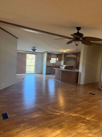 6854 E Laurel Road, London, KY 40741