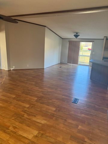 6854 E Laurel Road, London, KY 40741