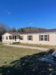 6854 E Laurel Road, London, KY 40741