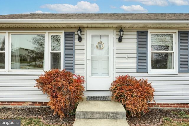 484 S COLUMBUS AVE, Littlestown, PA 17340