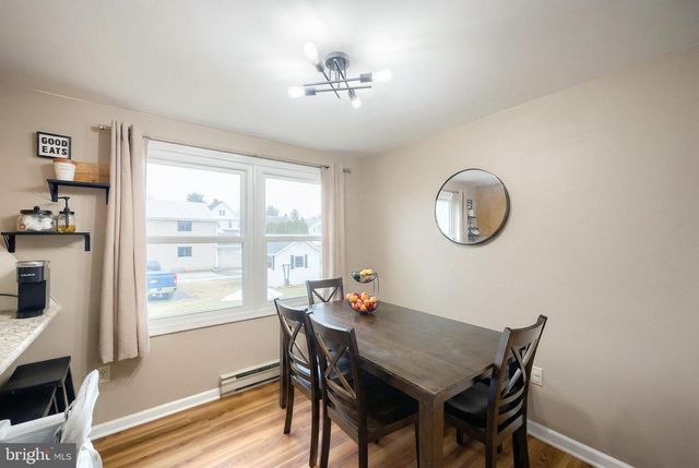 484 S COLUMBUS AVE, Littlestown, PA 17340