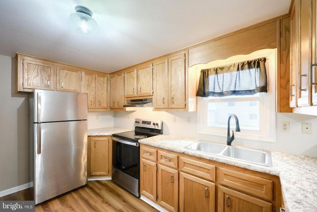 484 S COLUMBUS AVE, Littlestown, PA 17340