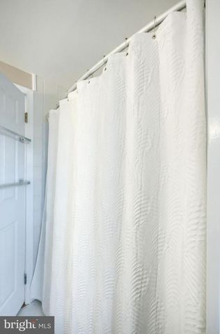 484 S COLUMBUS AVE, Littlestown, PA 17340