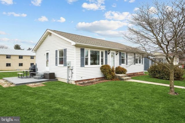 484 S COLUMBUS AVE, Littlestown, PA 17340