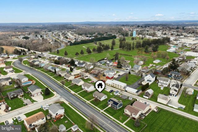 484 S COLUMBUS AVE, Littlestown, PA 17340