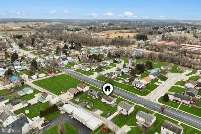 484 S COLUMBUS AVE, Littlestown, PA 17340