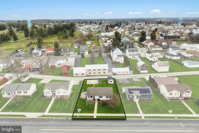 484 S COLUMBUS AVE, Littlestown, PA 17340