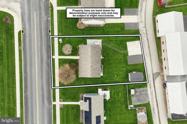 484 S COLUMBUS AVE, Littlestown, PA 17340