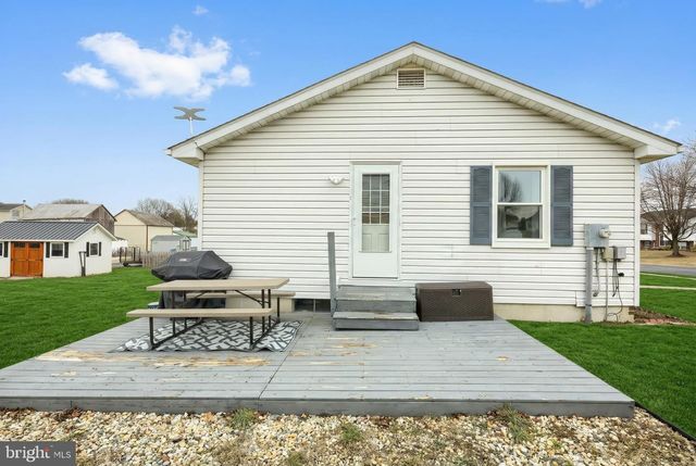 484 S COLUMBUS AVE, Littlestown, PA 17340