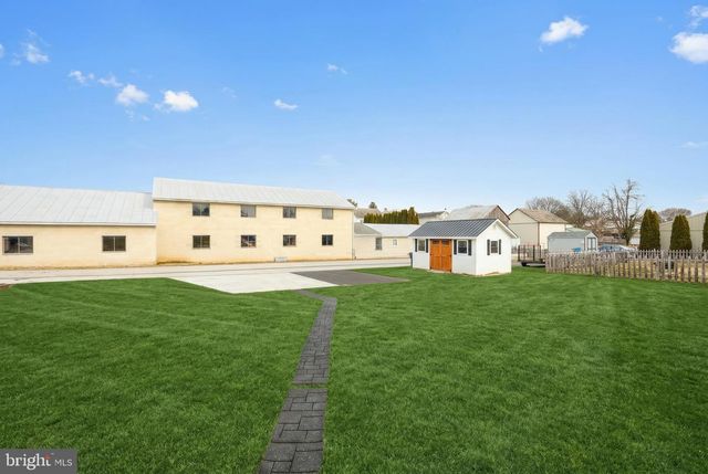 484 S COLUMBUS AVE, Littlestown, PA 17340