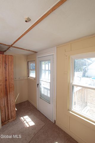 18 Newman Street, Gloversville, NY 12078