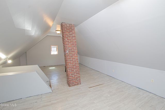 18 Newman Street, Gloversville, NY 12078