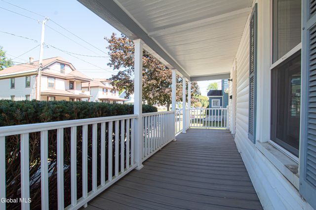 18 Newman Street, Gloversville, NY 12078