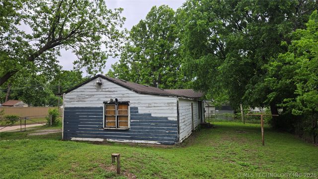 2915 E Ute Street, Tulsa, OK 74110