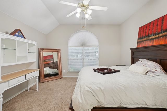 6716 Spring Valley Way, Fort Worth, TX 76132