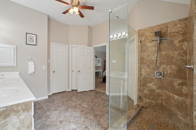 6716 Spring Valley Way, Fort Worth, TX 76132