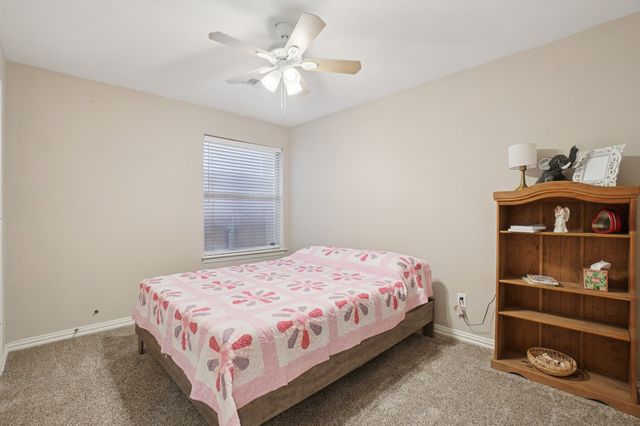 6716 Spring Valley Way, Fort Worth, TX 76132