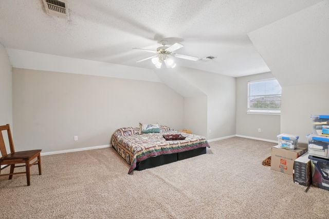 6716 Spring Valley Way, Fort Worth, TX 76132