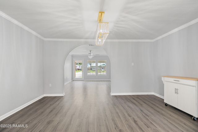 406 Orange Grove Drive, New Iberia, LA 70560