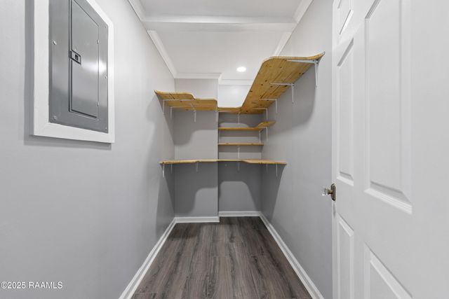 406 Orange Grove Drive, New Iberia, LA 70560