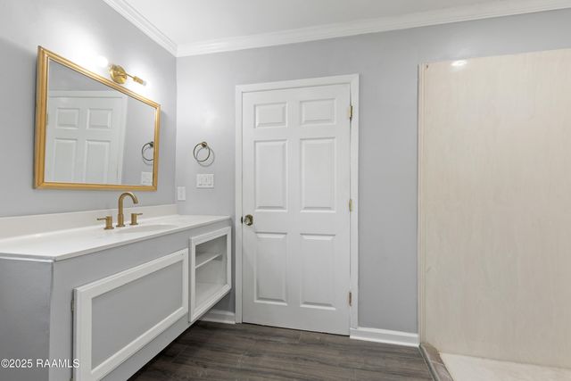 406 Orange Grove Drive, New Iberia, LA 70560