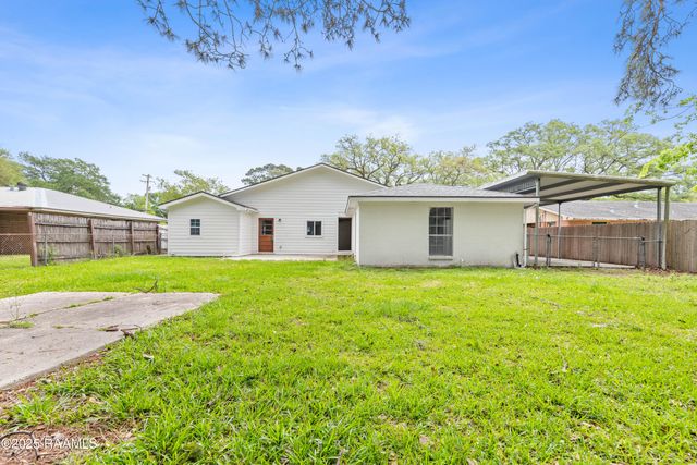 406 Orange Grove Drive, New Iberia, LA 70560