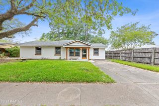 406 Orange Grove Drive, New Iberia, LA 70560