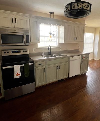3978 Bilbrey Dr, White House, TN 37188