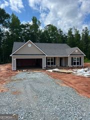 486 Riley Circle NW, Milledgeville, GA 31061