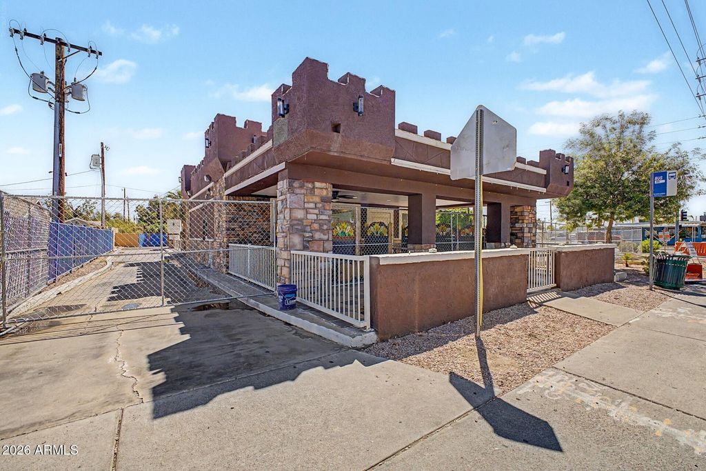 801 E BROADWAY Road, Mesa, AZ 85204 — exterior