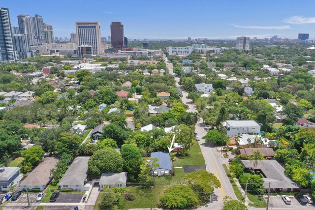 611 SW 7TH Street, Fort Lauderdale, FL 33315