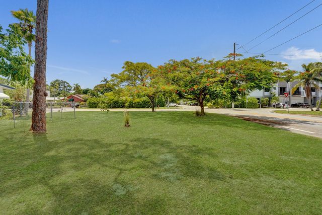 611 SW 7TH Street, Fort Lauderdale, FL 33315