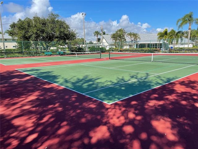 387 N Grove Isle Circle 387, Vero Beach, FL 32962