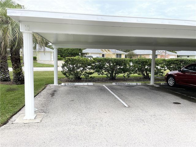 387 N Grove Isle Circle 387, Vero Beach, FL 32962