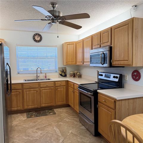 387 N Grove Isle Circle 387, Vero Beach, FL 32962