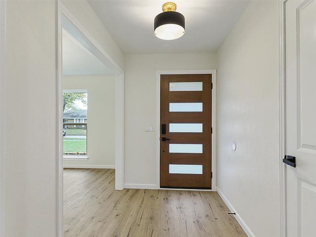 3600 Lynbrook Drive, Plano, TX 75075