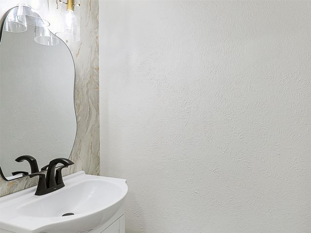 3600 Lynbrook Drive, Plano, TX 75075