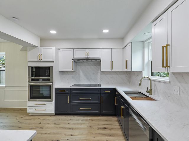 3600 Lynbrook Drive, Plano, TX 75075