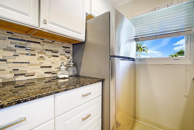 170 High Point Boulevard B, Boynton Beach, FL 33435