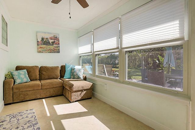 170 High Point Boulevard B, Boynton Beach, FL 33435